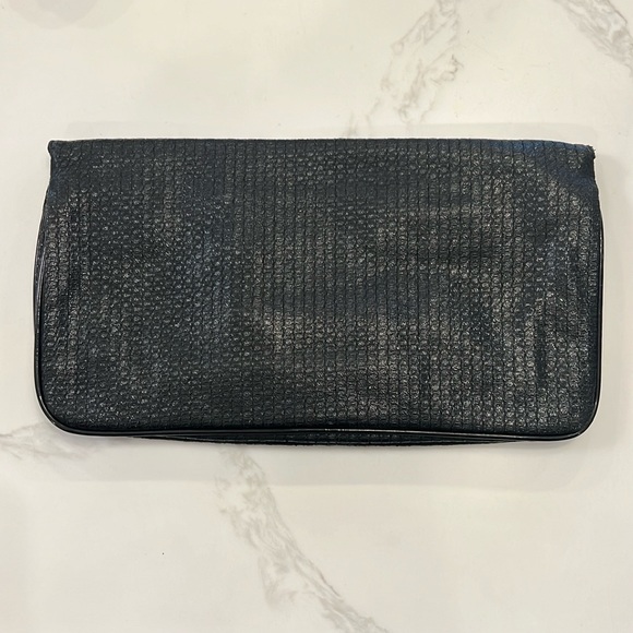 💕HP💕Stella McCartney black faux leather and gold clutch - Picture 5 of 16